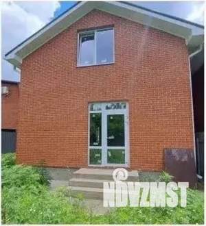 Дом 90м&sup2;, 2-этажный, участок 3 сот.  