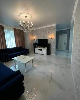 Дом 340м&sup2;, 3-этажный, участок 4 сот.  