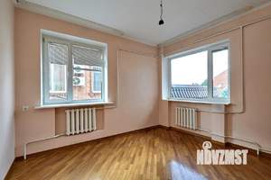 Дом 300м², 3-этажный, участок 6 сот.  