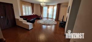 Дом 333м&sup2;, 2-этажный, участок 8 сот.  