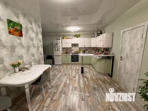 Дом 147м&sup2;, 2-этажный, участок 3 сот.  