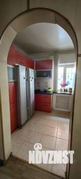 Дом 80м&sup2;, 2-этажный, участок 3 сот.  