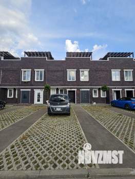 Таунхаус 130м&sup2;, 3-этажный, участок 2 сот.  