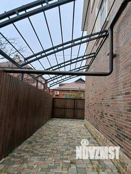 Дом 237м&sup2;, 3-этажный, участок 4 сот.  