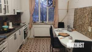Дом 204м², 2-этажный, участок 10 сот.  