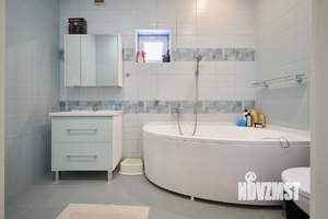 Дом 136м², 2-этажный, участок 3 сот.  