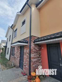 Таунхаус 97м&sup2;, 2-этажный, участок 1 сот.  