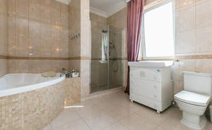 Дом 172м&sup2;, 2-этажный, участок 8 сот.  