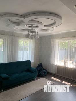 Дом 180м&sup2;, 2-этажный, участок 6 сот.  