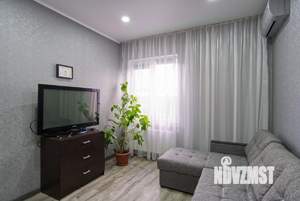 Дом 80м&sup2;, 2-этажный, участок 2 сот.  