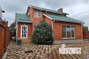 Дом 244м², 2-этажный, участок 8 сот.  