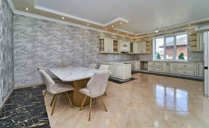 Дом 443м&sup2;, 2-этажный, участок 16 сот.  