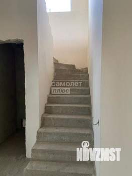 Дом 180м&sup2;, 2-этажный, участок 6 сот.  