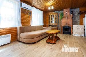 Дом 60м&sup2;, 1-этажный, участок 4 сот.  