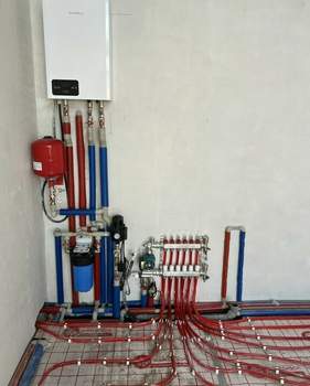 Дом 100м&sup2;, 1-этажный, участок 4 сот.  