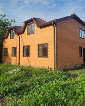 Дом 250м², 2-этажный, участок 6 сот.  