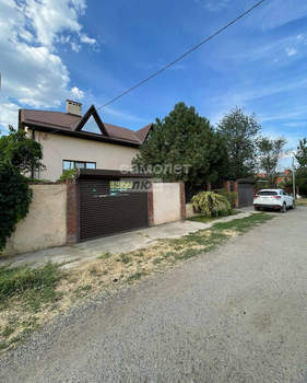 Дом 350м², 2-этажный, участок 4 сот.  