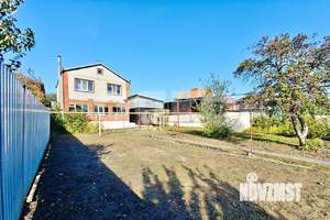 Дом 200м&sup2;, 2-этажный, участок 10 сот.  