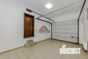 Дом 349м&sup2;, 3-этажный, участок 10 сот.  