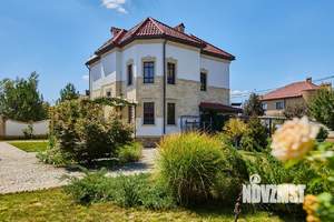 Дом 360м&sup2;, 3-этажный, участок 16 сот.  