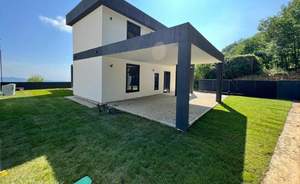 Дом 300м&sup2;, 2-этажный, участок 6 сот.  