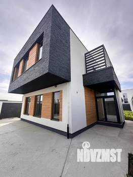 Дом 200м&sup2;, 2-этажный, участок 5 сот.  