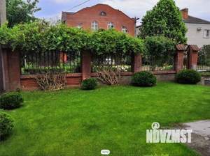 Дом 270м&sup2;, 2-этажный, участок 8 сот.  