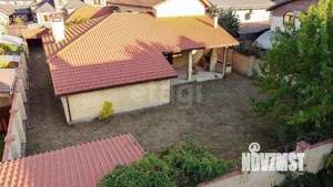 Дом 422м&sup2;, 2-этажный, участок 10 сот.  