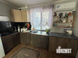 Дом 80м&sup2;, 2-этажный, участок 4 сот.  