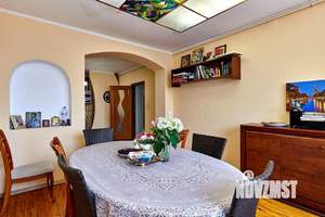 Дом 128м&sup2;, 2-этажный, участок 7 сот.  