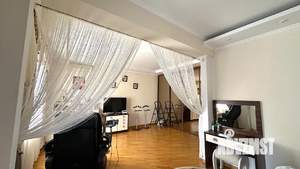 Дом 270м², 3-этажный, участок 4 сот.  