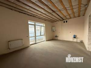 Дом 99м&sup2;, 2-этажный, участок 3 сот.  