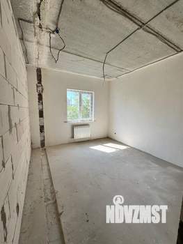 Дом 136м&sup2;, 2-этажный, участок 4 сот.  