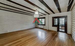 Дом 226м&sup2;, 2-этажный, участок 10 сот.  