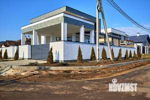 Дом 240м², 2-этажный, участок 4 сот.  