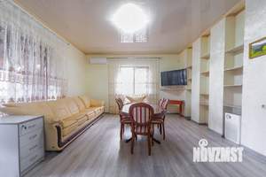 Дом 190м&sup2;, 2-этажный, участок 6 сот.  