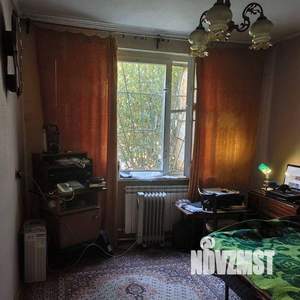 Дом 72м², 2-этажный, участок 4 сот.  