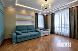 Коттедж 310м², 2-этажный, участок 10 сот.  