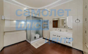 Дом 251м², 2-этажный, участок 14 сот.  