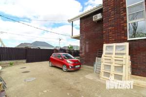 Дом 161м², 2-этажный, участок 6 сот.  