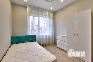 Дом 120м², 2-этажный, участок 6 сот.  