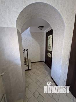 Дом 110м&sup2;, 2-этажный, участок 3 сот.  