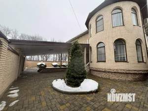 Дом 750м&sup2;, 2-этажный, участок 9 сот.  