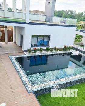 Дом 340м&sup2;, 2-этажный, участок 10 сот.  