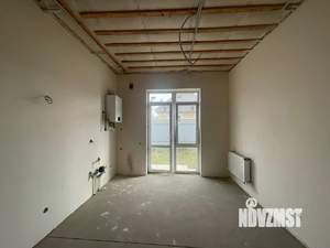 Дом 100м&sup2;, 2-этажный, участок 3 сот.  