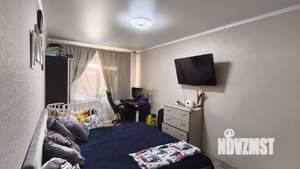 Дом 100м&sup2;, 2-этажный, участок 3 сот.  