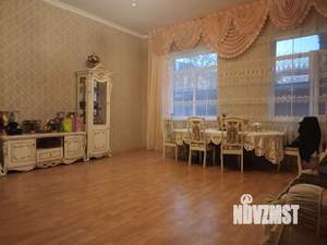 Дом 155м&sup2;, 1-этажный, участок 5 сот.  