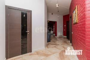 Дом 341м&sup2;, 2-этажный, участок 8 сот.  