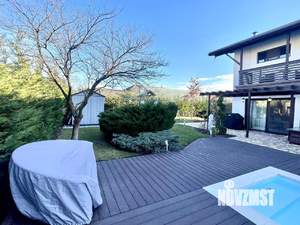 Коттедж 356м&sup2;, 3-этажный, участок 12 сот.  