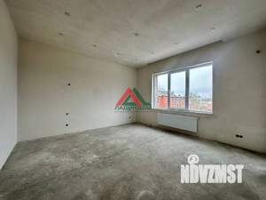 Дом 218м&sup2;, 2-этажный, участок 3 сот.  